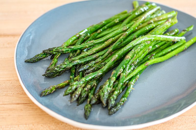 asparagus on a plate