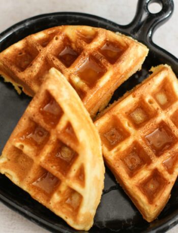 cornbread waffles with syrup