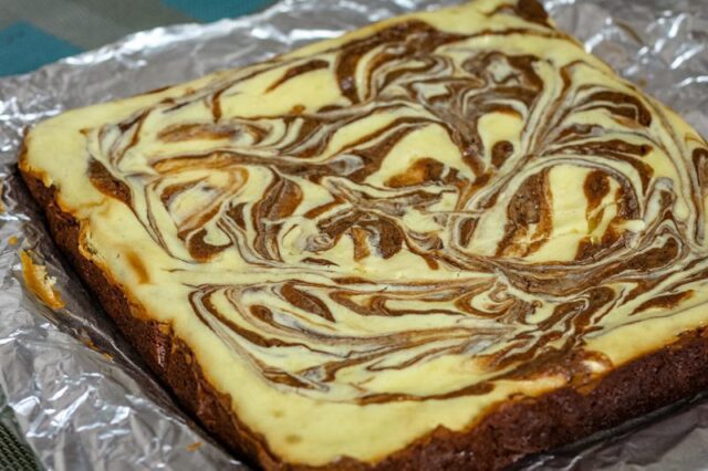 cream cheese swirl brownies