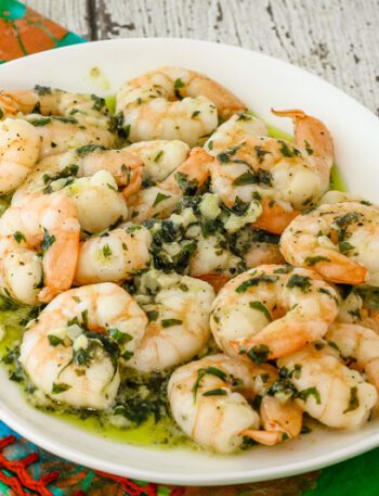 garlic butter shrimp with parsley