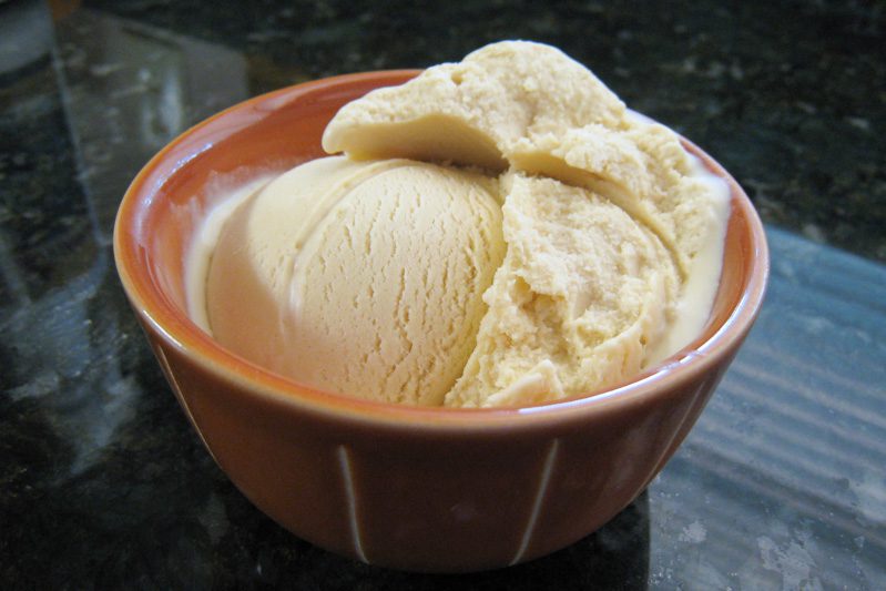 maple ice cream in a small bowl