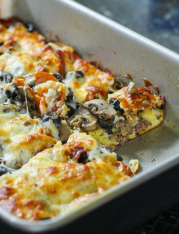 easy pour pizza in the baking pan